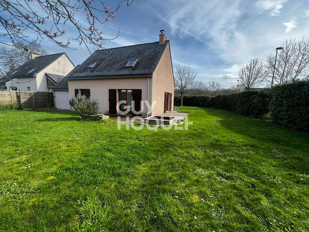 Maison à DOL-DE-BRETAGNE