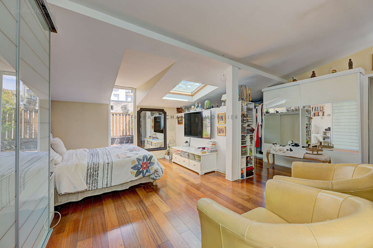 Maison à PARIS-11E
