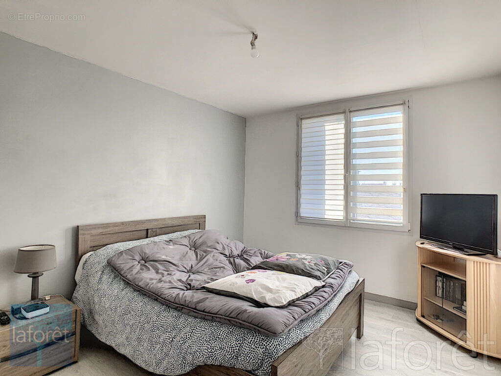 Appartement à FOUGERES