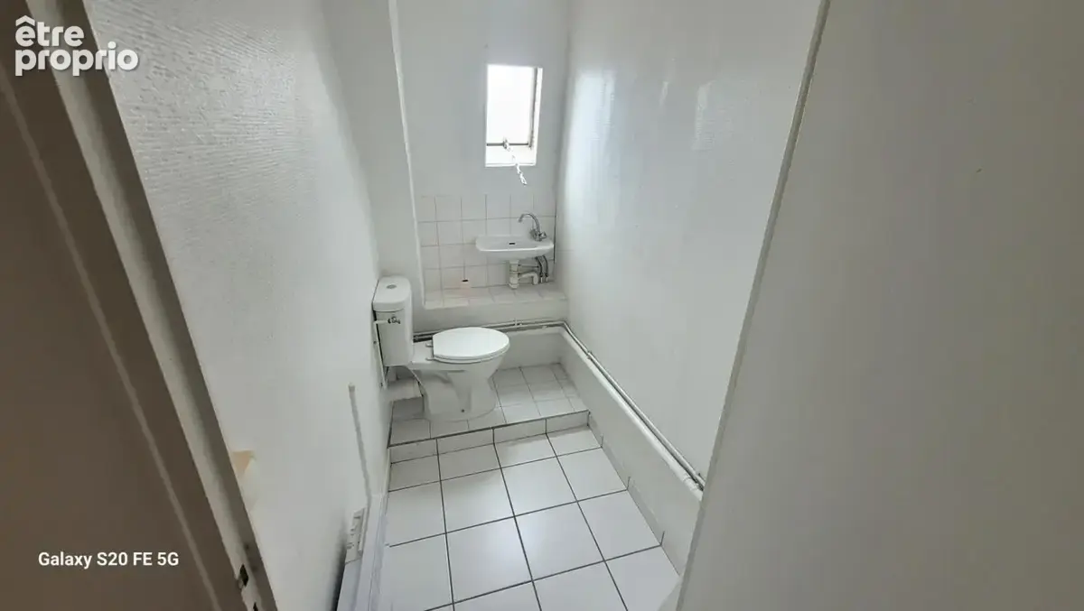 Appartement T2 - 42 m² au 3ème et dernier étage - Quartier Cathedrale-Colbert - 37000 TOURS - photo 7