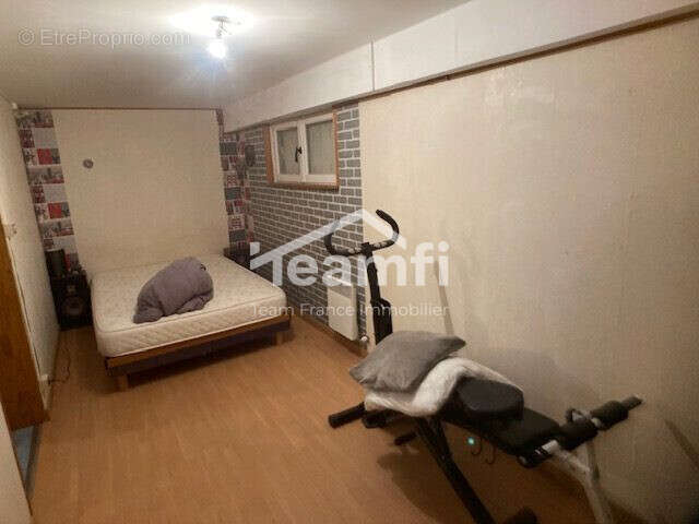 Maison 91 m² à Saint-Denis-De-Palin  - photo 9
