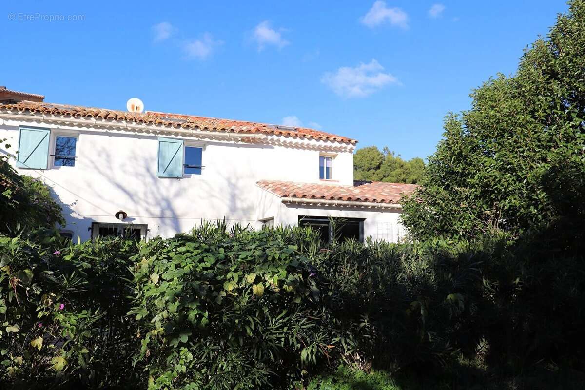 Maison à LA CADIERE-D&#039;AZUR