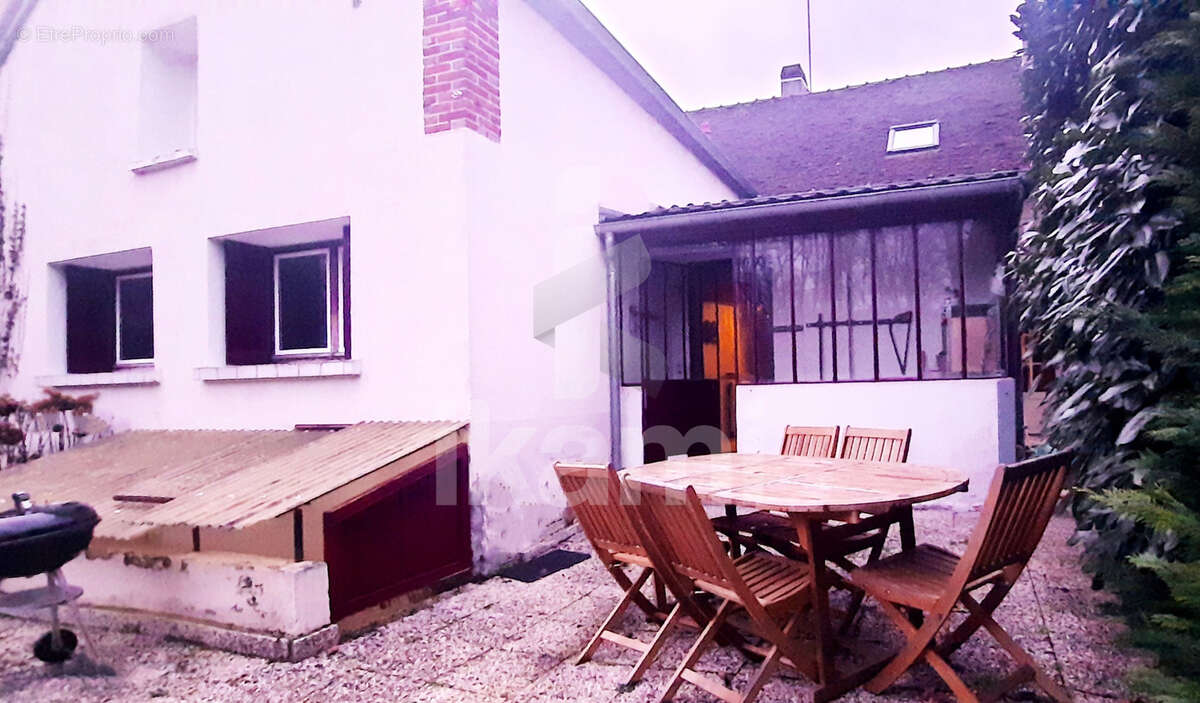 Maison à APPOIGNY