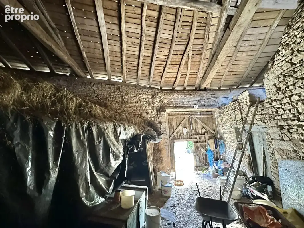 Projet de rénovation avec grande grange, garage et jardin près de Saint-Claud - photo 5