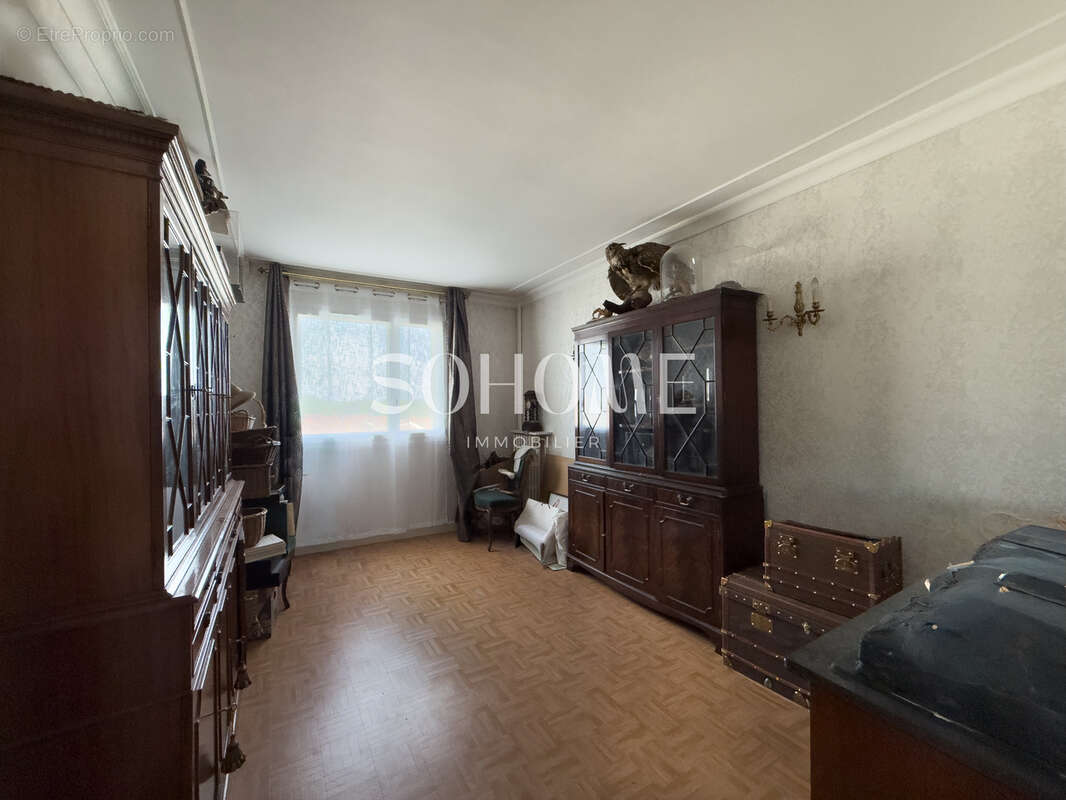 Appartement t4 avec balcon et garage - av d’epernay - photo 8