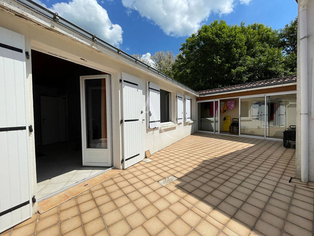 Maison à LONGEVILLE-SUR-MER