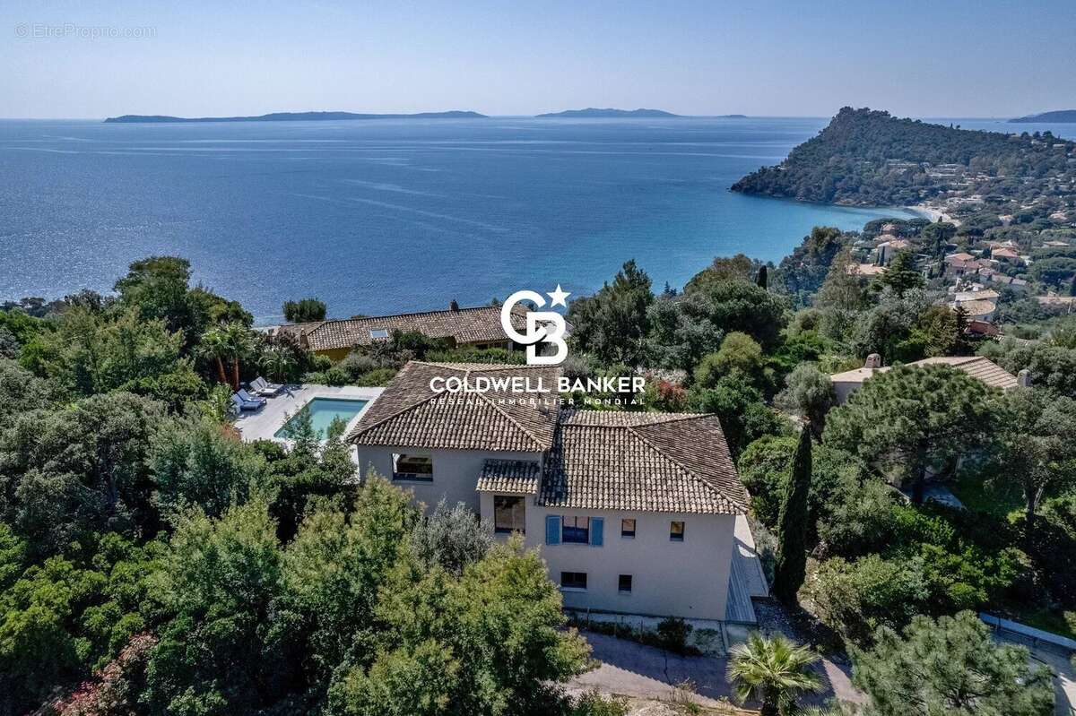 Maison à RAYOL-CANADEL-SUR-MER