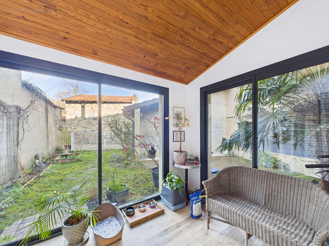 Maison à TOURNON-SUR-RHONE