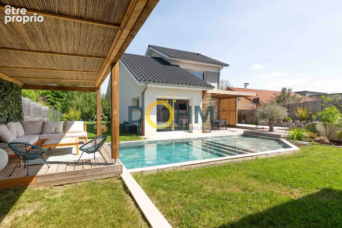 Villa contemporaine de 2021 avec piscine chauffée   123 m2   DPE A   Proche A43 La Tour-du-Pin & Chimilin - photo 2