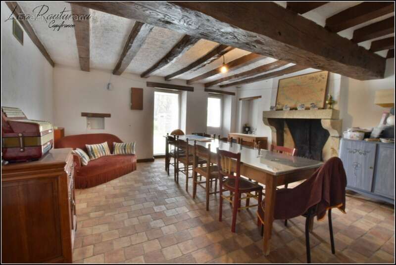 Maison à MONTAIGU
