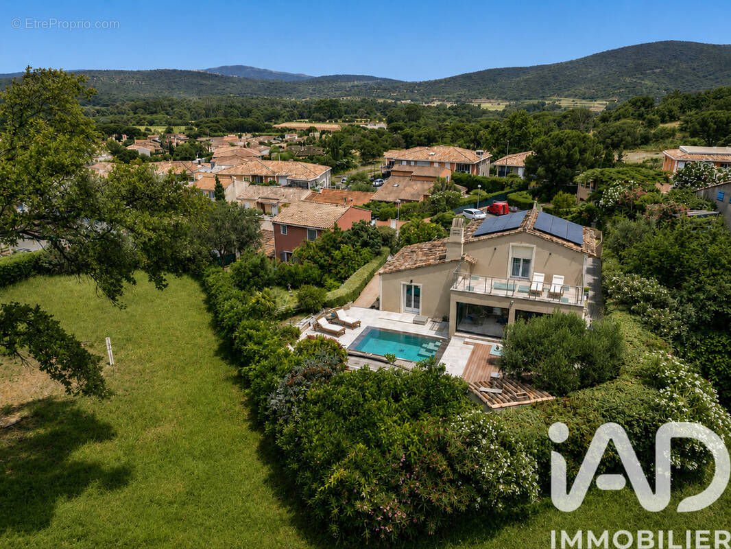 Photo 1 - Maison à COGOLIN