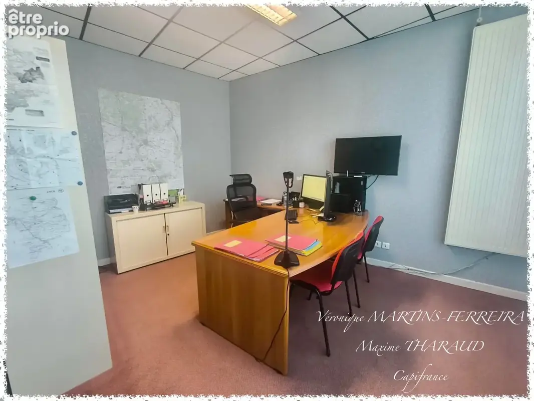 Bureaux avec garage, cour et potentiel de création d’un logement – mehun-sur-yèvre - photo 3
