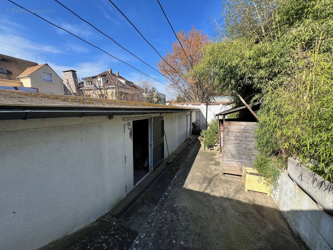 Maison à VILLENEUVE-LE-ROI