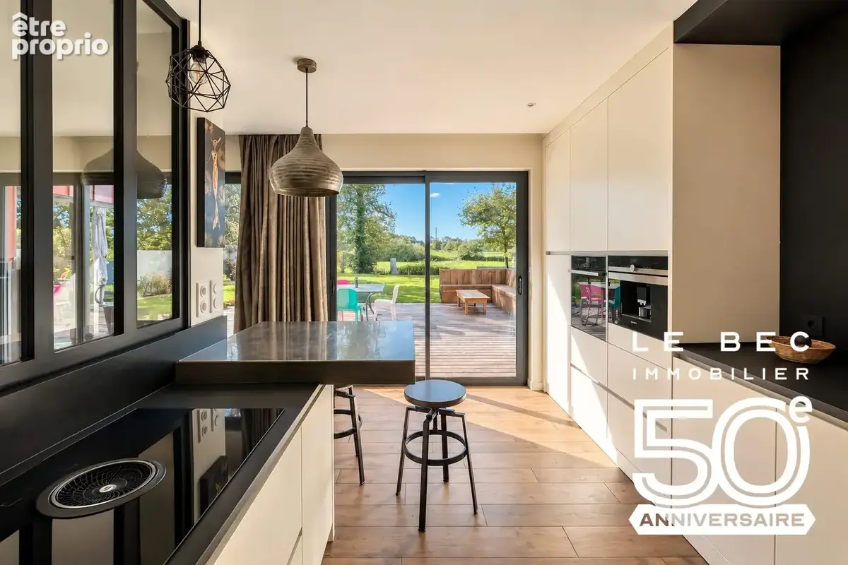 Maison 7 pièces 165 m² à vendre à Ploeren (56880) - photo 4