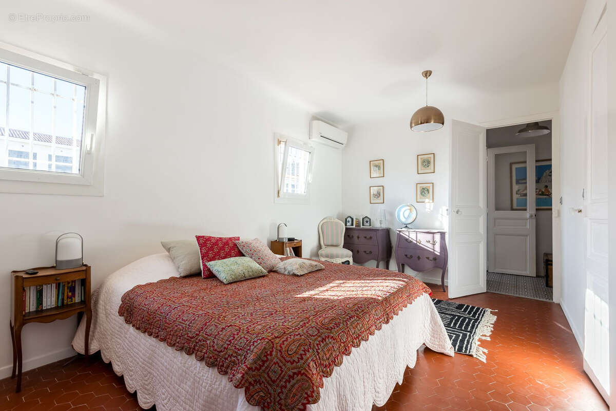 Appartement à MARSEILLE-8E