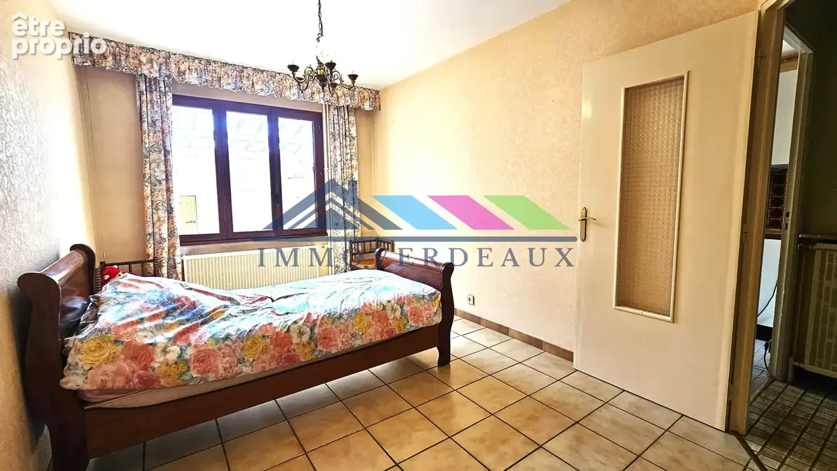Maison 3 chambres garage et dependance - photo 8
