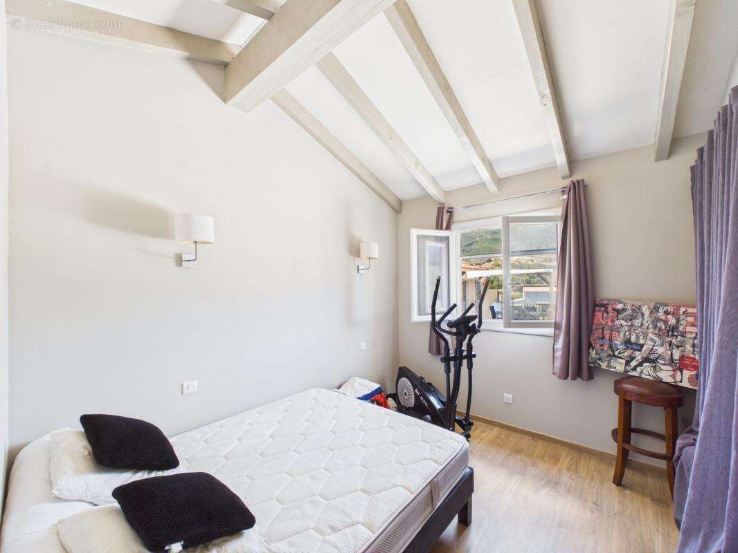 A vendre villa f5 et f3 avec piscine - castagnola - alata - photo 11