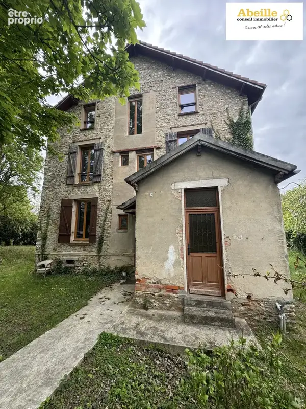 Maison ancienne 11 pièces. - photo 2