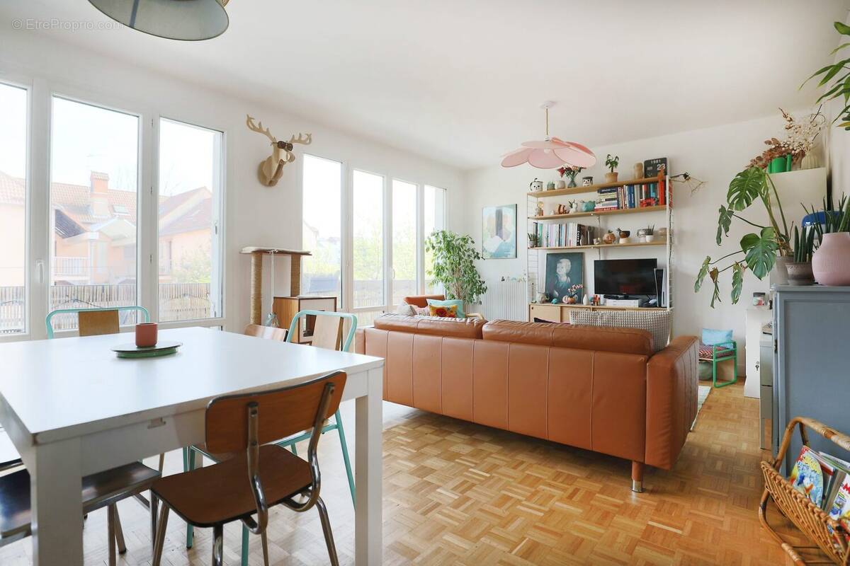 Appartement à MONTREUIL