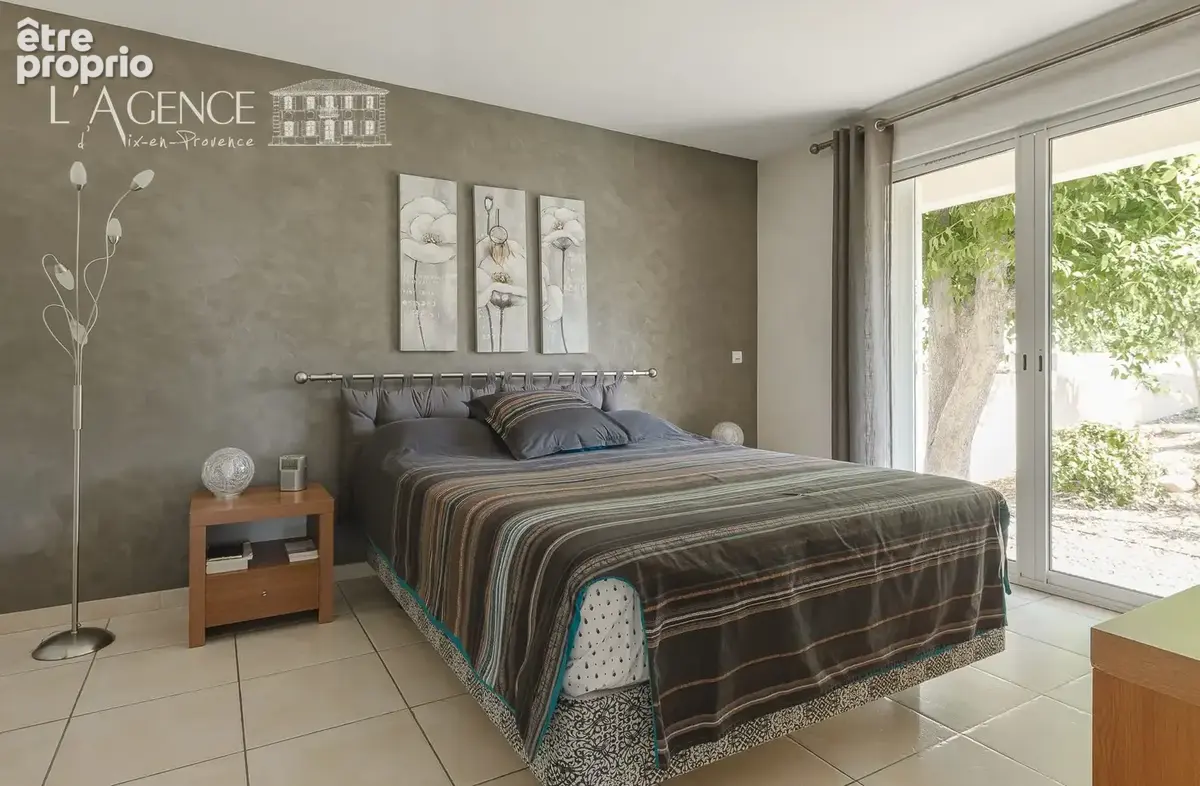 Maison 6 pièces 232 m² à vendre à Marseille-11e (13011) - photo 8
