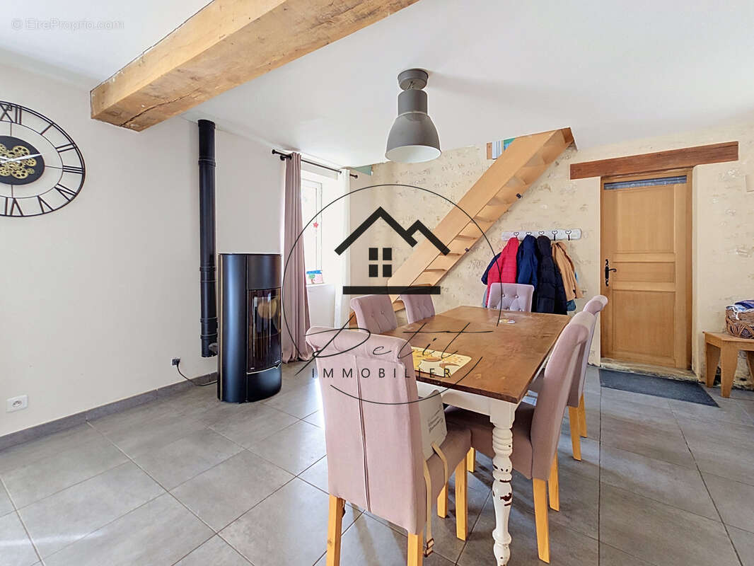 Maison à BALAGNY-SUR-THERAIN