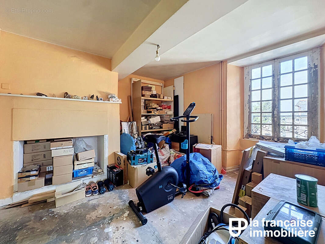 Maison a rénover - cave - grenier - garages - photo 4