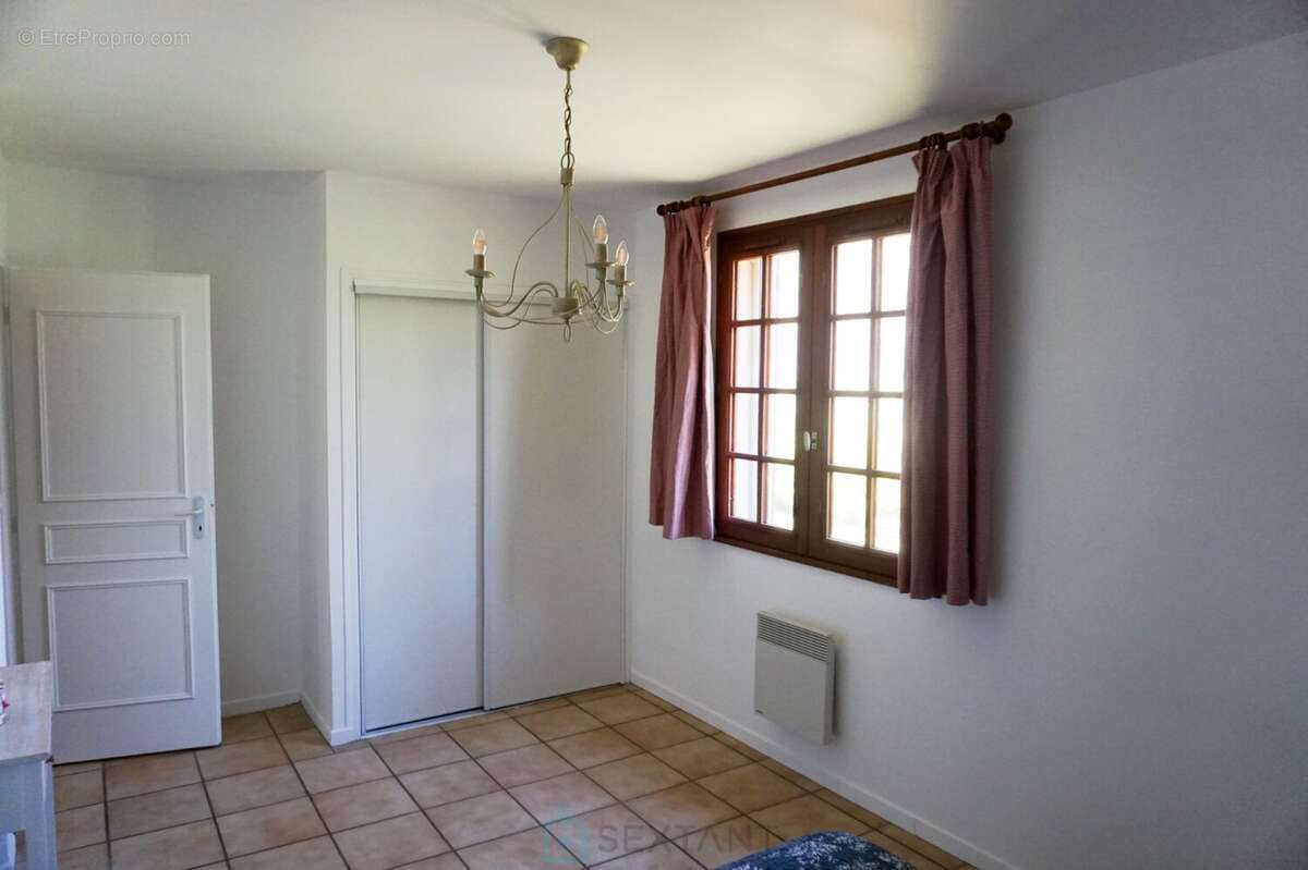 Maison à SAINT-ROMAIN-ET-SAINT-CLEMENT