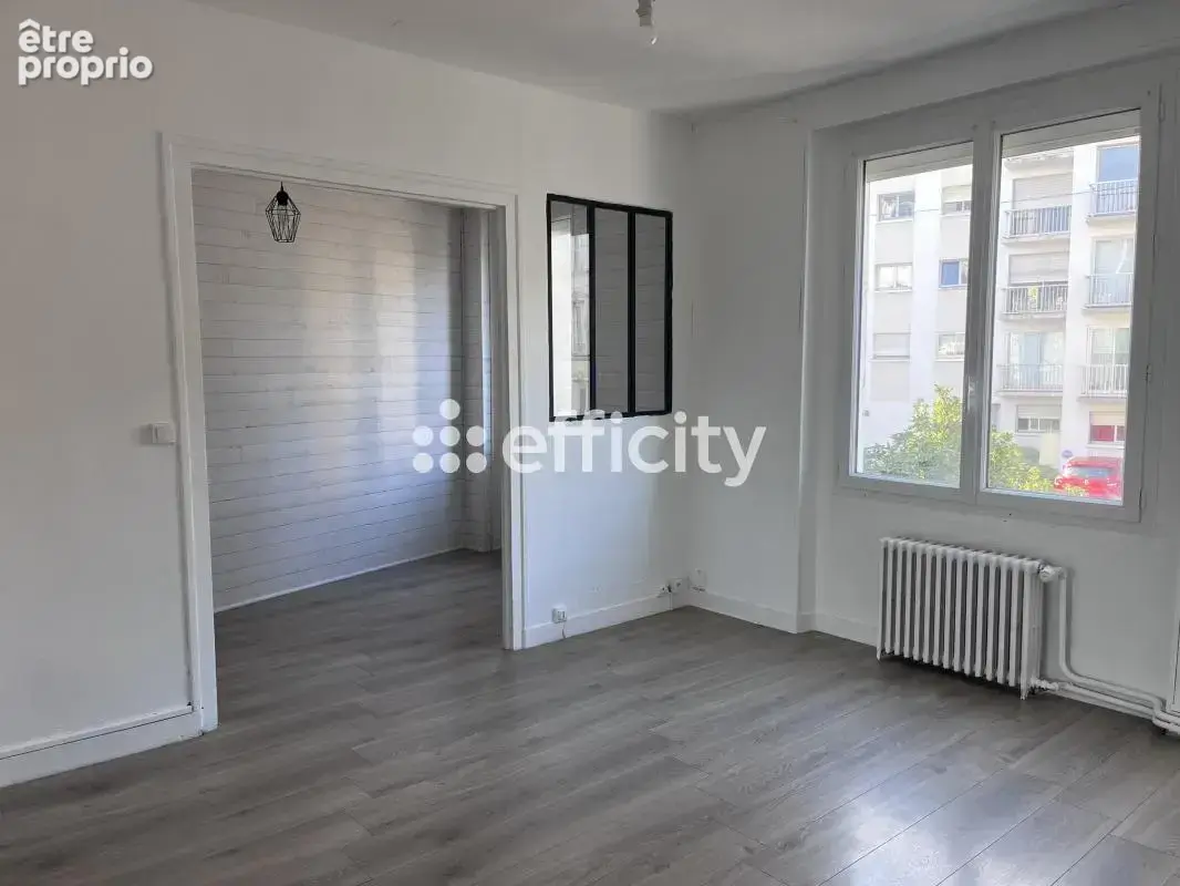 Maison 8 pièces 158 m² à vendre à Niort (79000) - photo 6