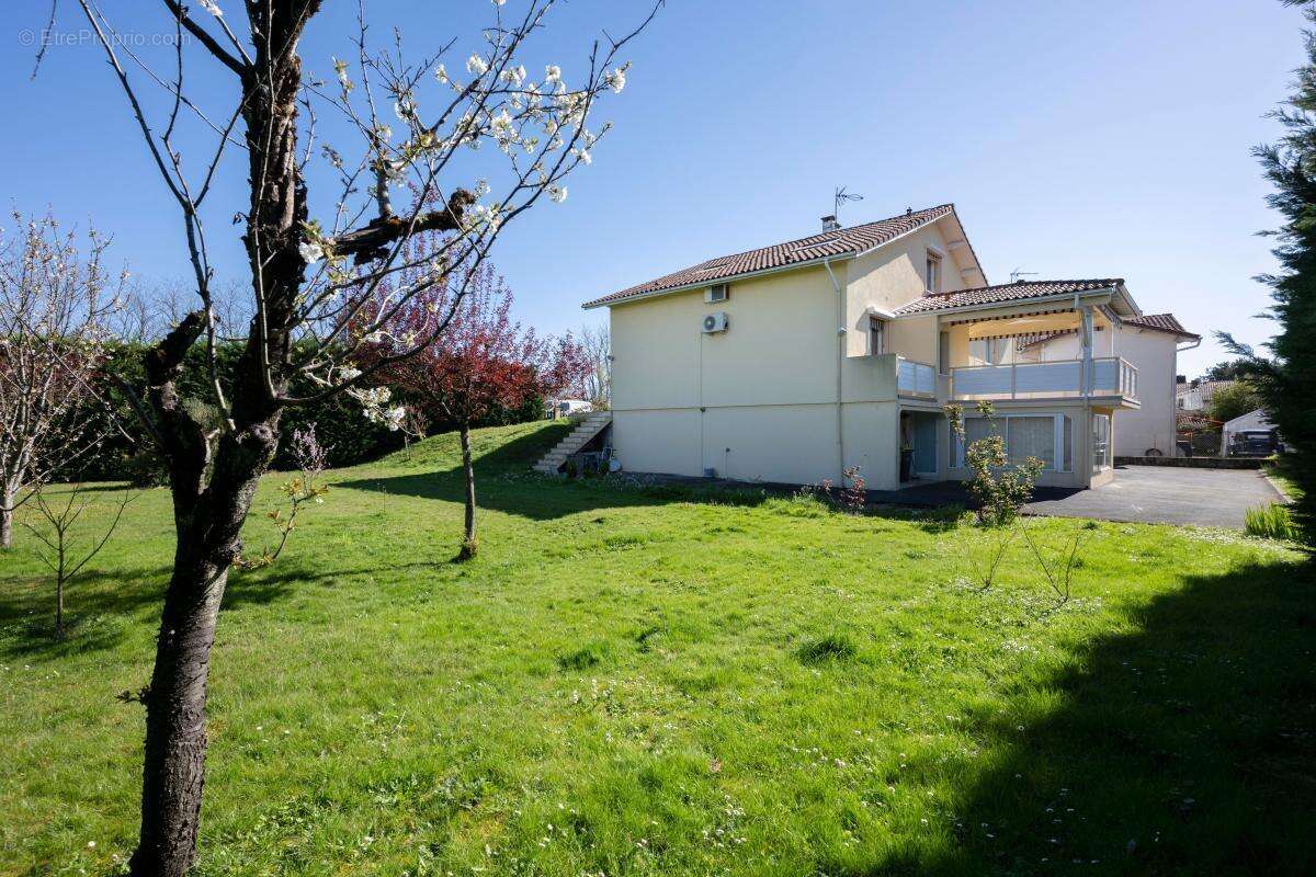 Maison à AIRE-SUR-L'ADOUR