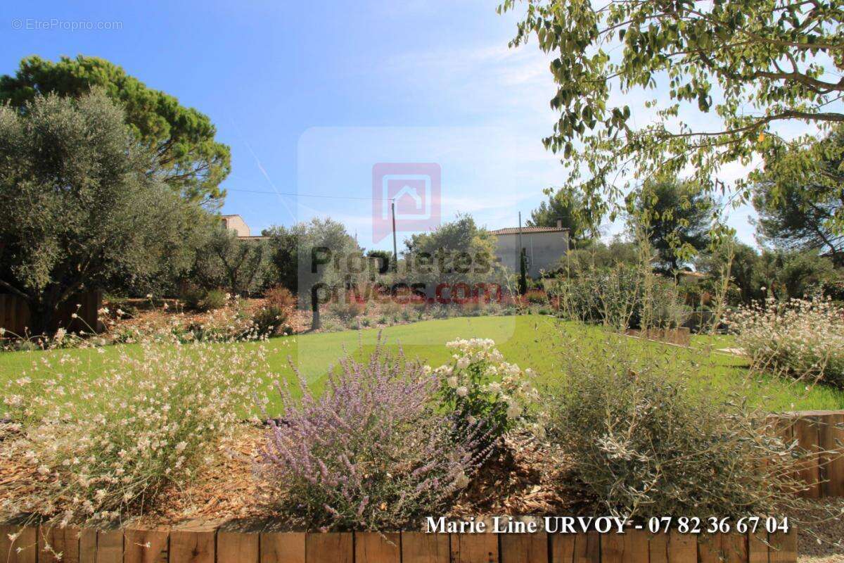 Maison à MAUSSANE-LES-ALPILLES