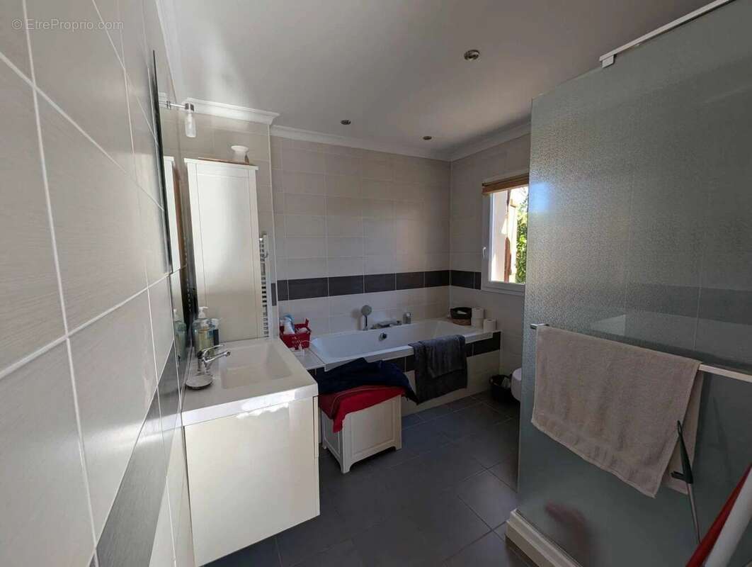 Maison à SAINT-AUBIN-DE-NABIRAT