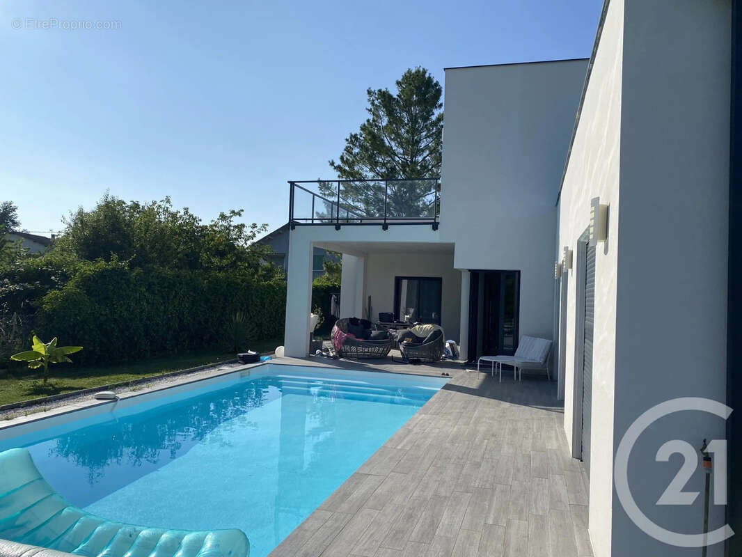 Maison 167 m² à Gaillac  - photo 13