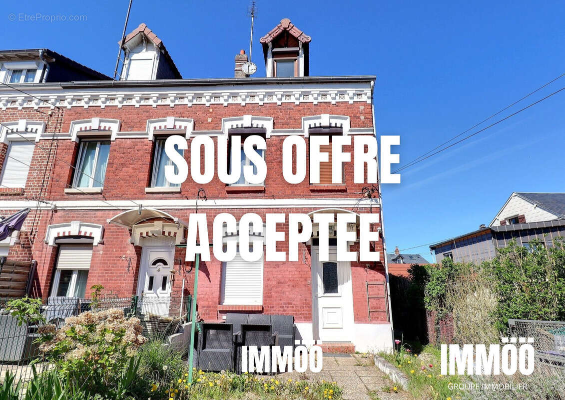 Maison à LE HOULME