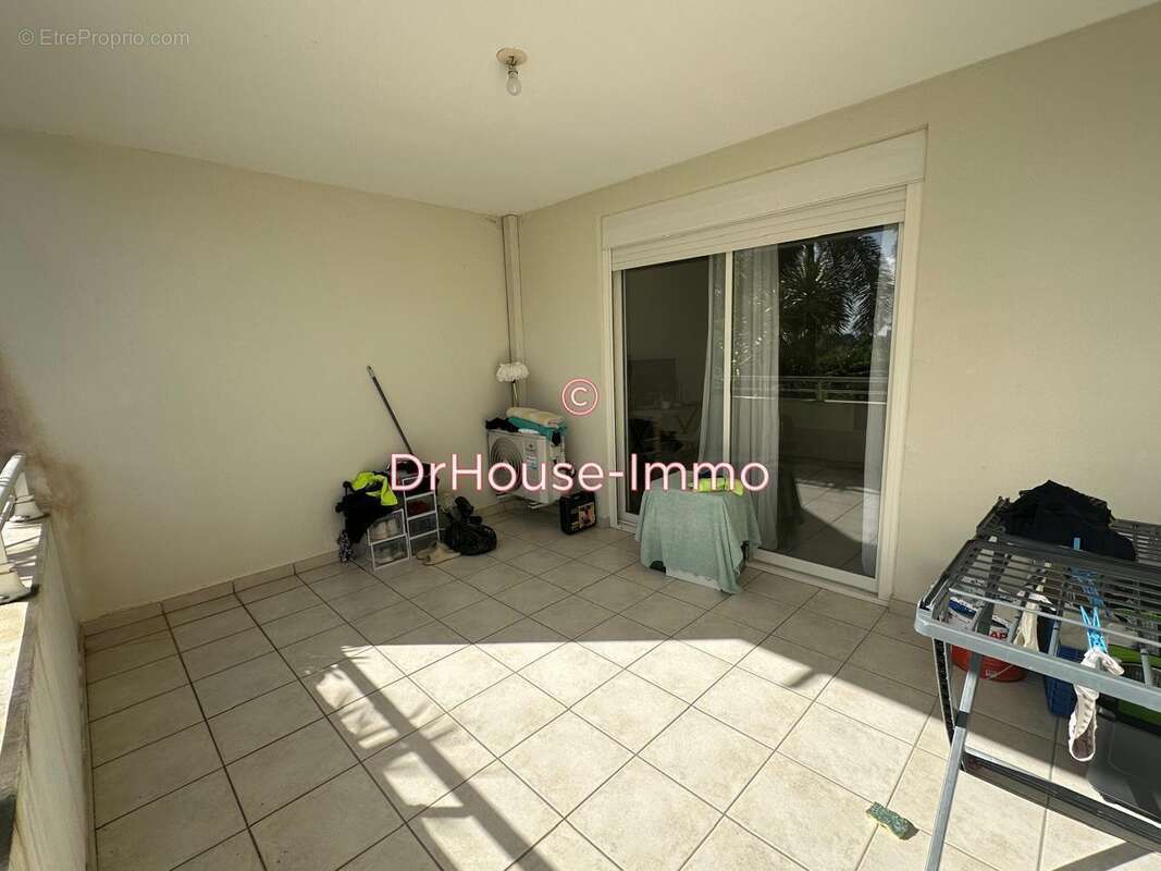 Appartement à LE ROBERT