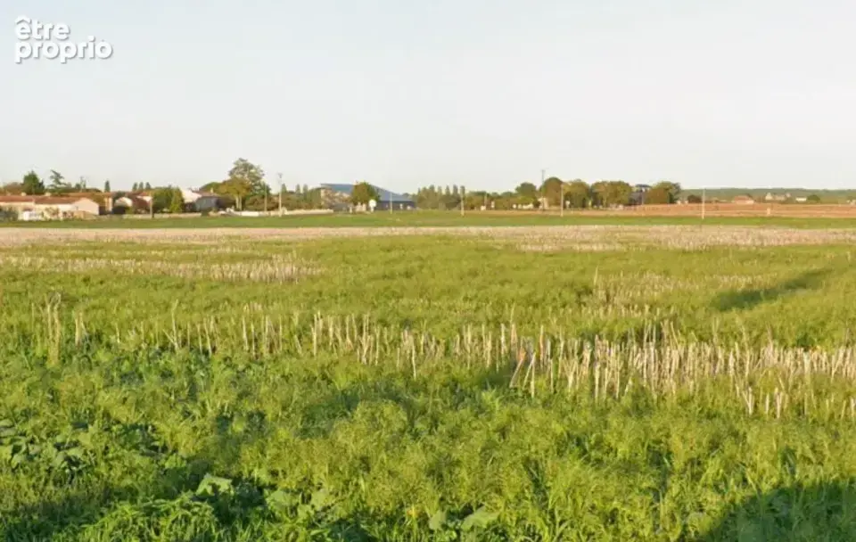 Terrain à LE MUNG