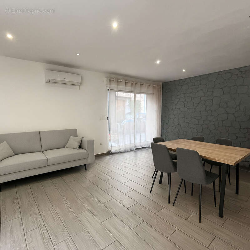 Maison à VILLELONGUE-DE-LA-SALANQUE