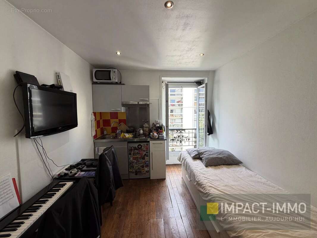 Appartement à PARIS-18E