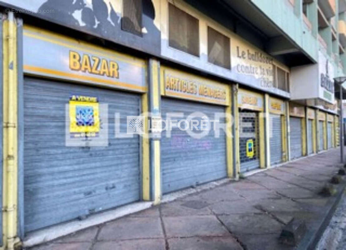 Commerce à POINTE-A-PITRE