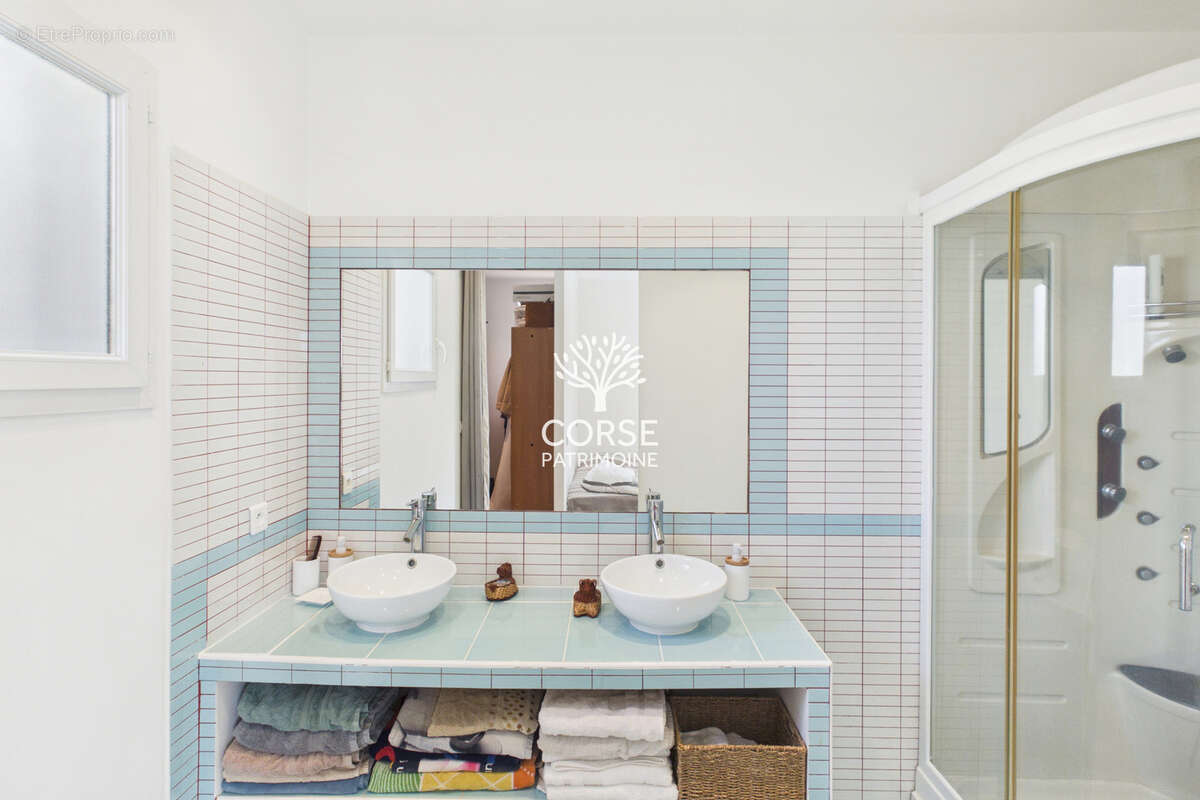 Maison à PORTO-VECCHIO