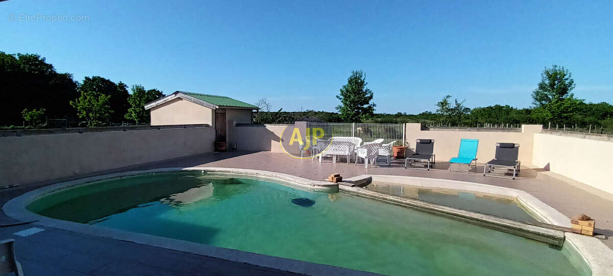 Maison à SAINT-VIVIEN-DE-MEDOC
