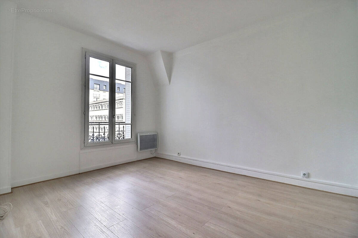Appartement à COLOMBES