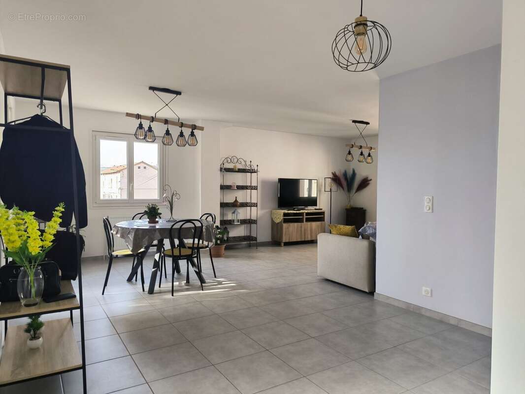 Maison à LA RICAMARIE
