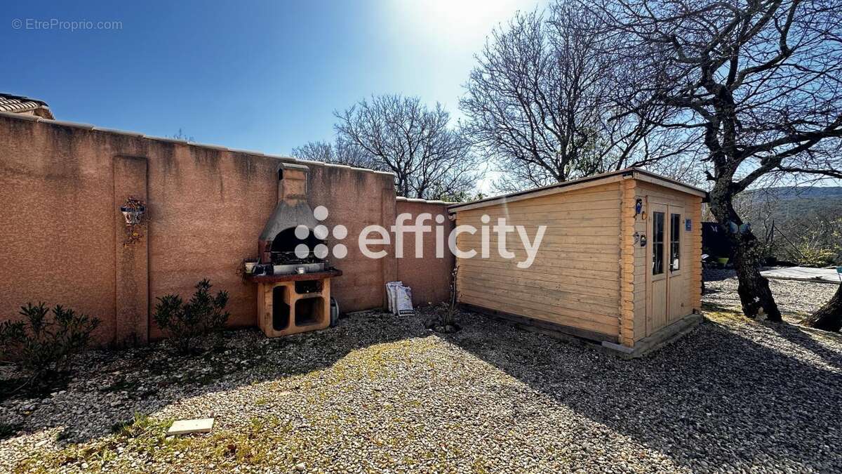 Maison à BOUQUET