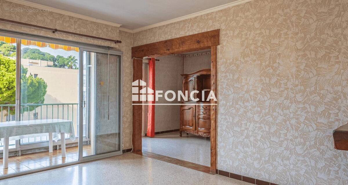 Appartement à SANARY-SUR-MER