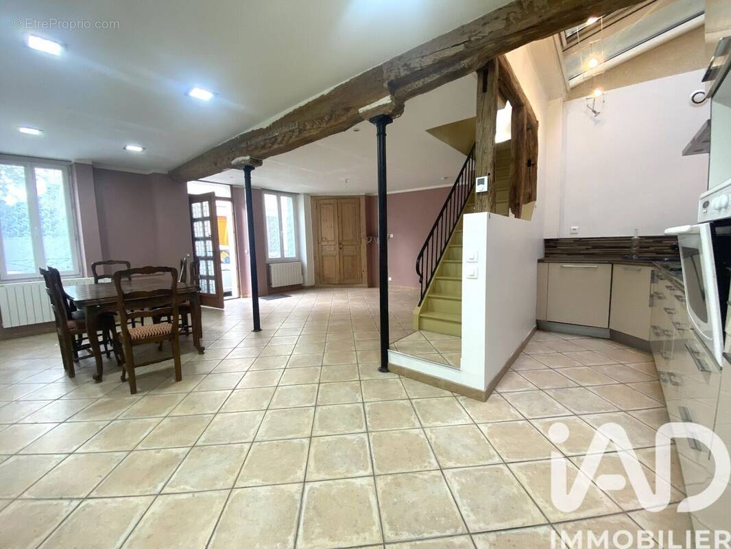 Photo 1 - Maison à BRAY-SUR-SEINE