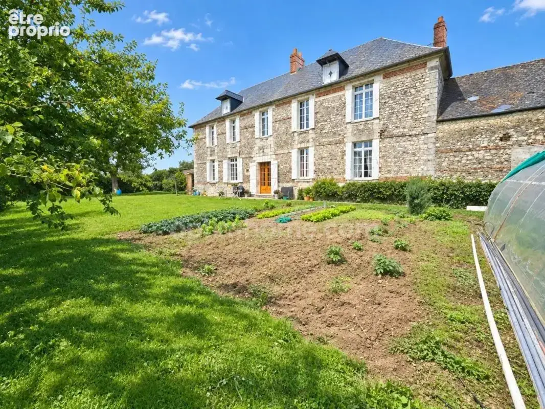  manoir du xviie siècle – 16 000 m² de terrain – dépendances - photo 36