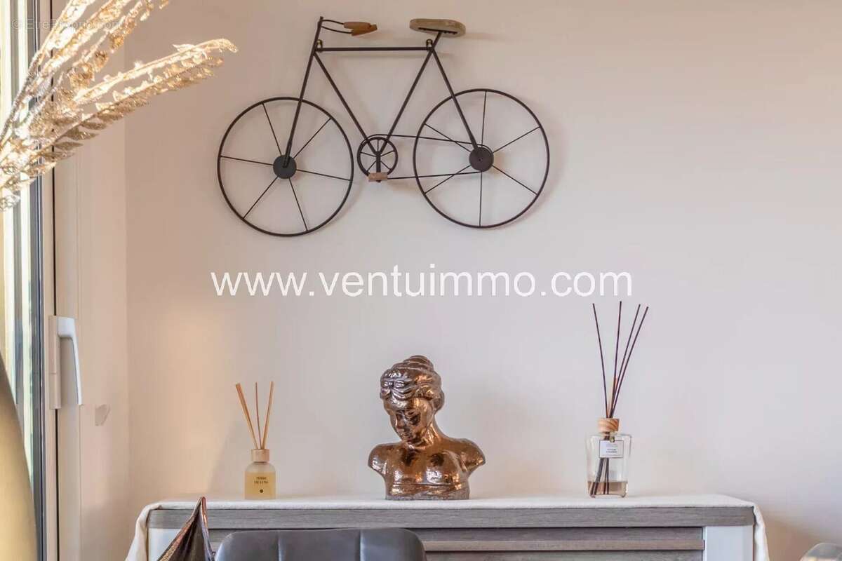 Appartement à LE CANNET