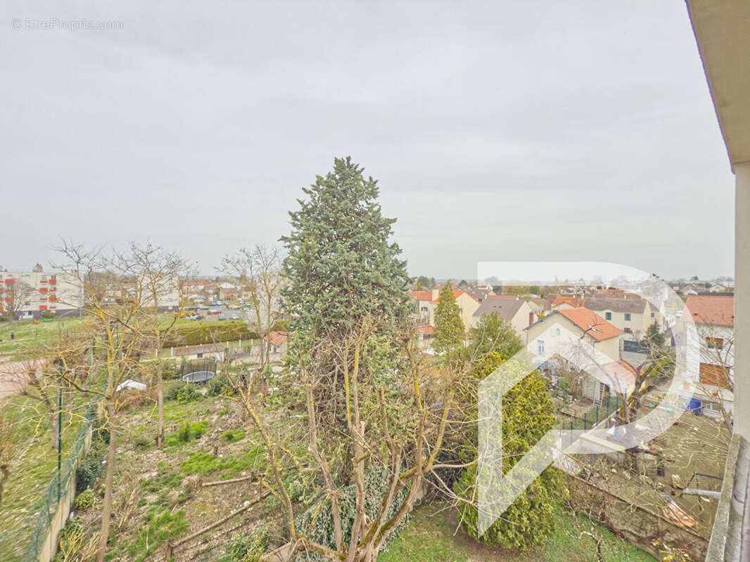 Appartement à BEAUMONT-SUR-OISE