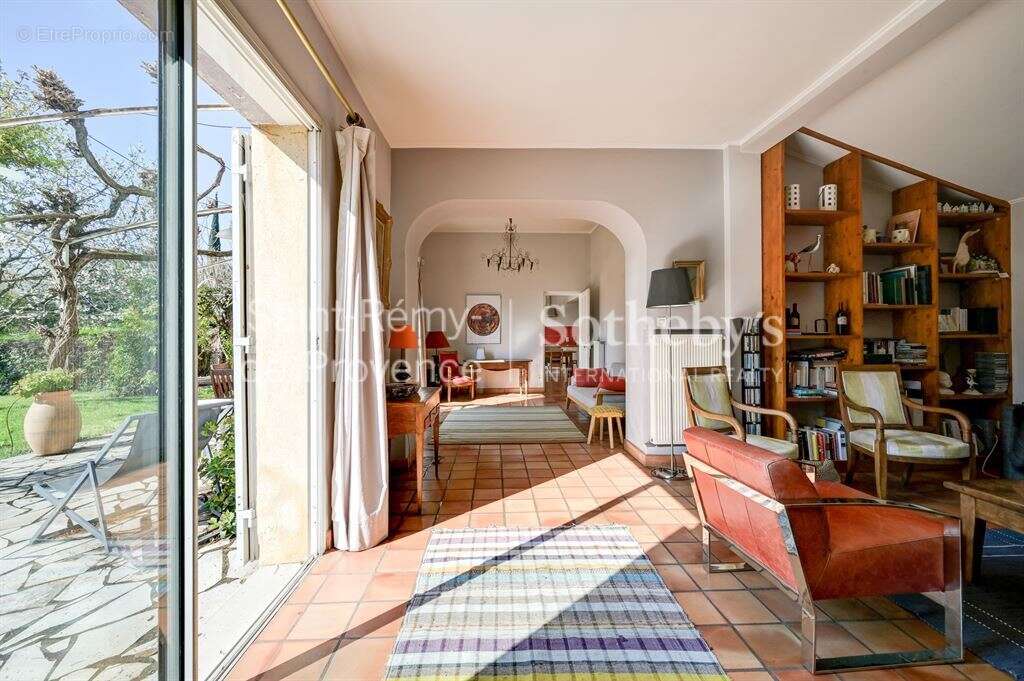 Maison à LES ANGLES