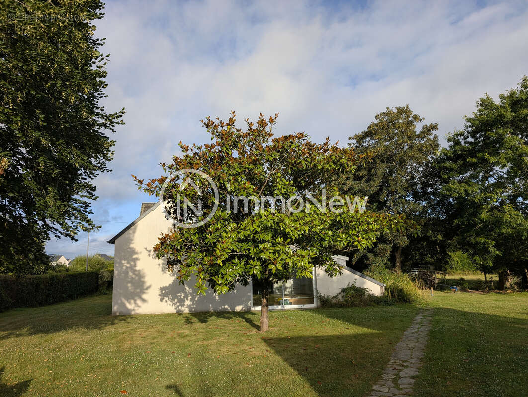 Propriéte de 202 M2 sur un terrain constructible de 1565 m2 - photo 14